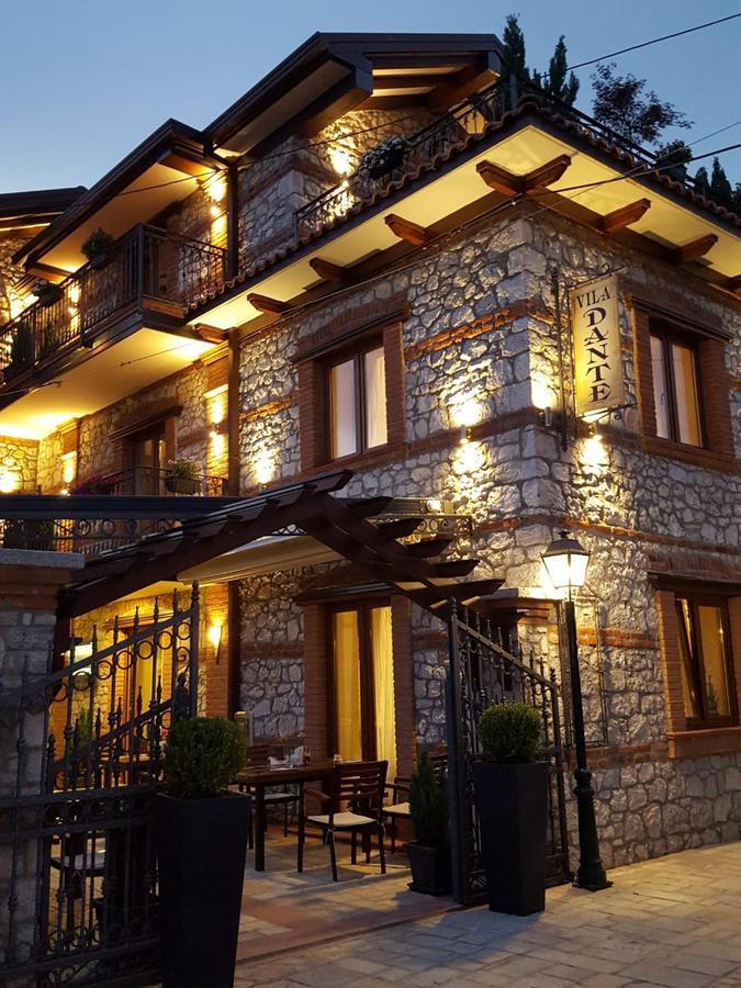 Tushemisht Vila Dante Boutique Hotel מראה חיצוני תמונה